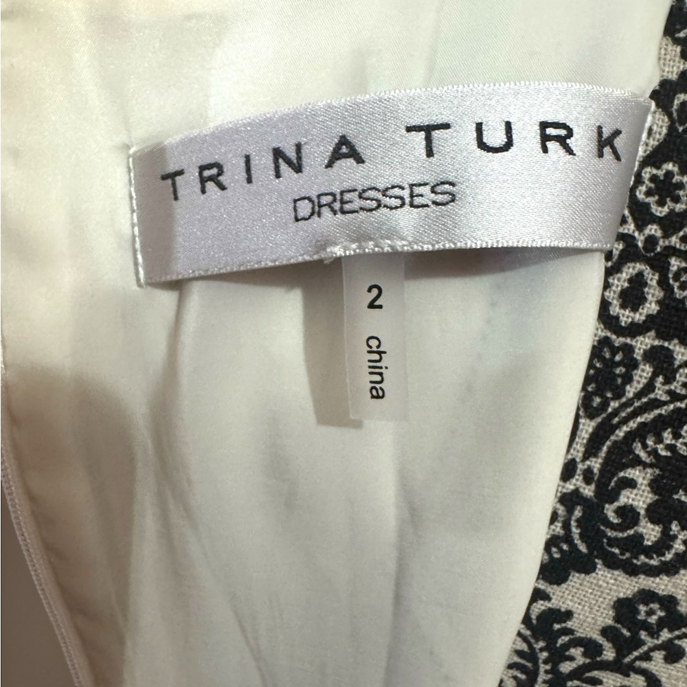 Trina Turk Saba Ivory Black Lace Overlay Panels Sheath Dress. Size 2. EUC. - Picture 10 of 16